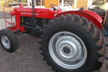 Trator massey ferguson 55 x 4x2 ano 73