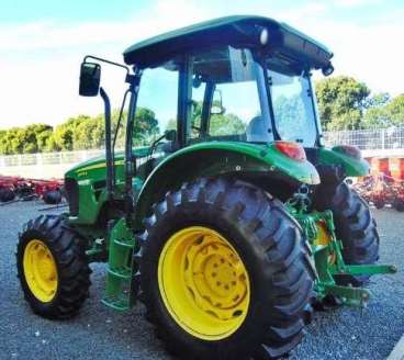 Trator john deere 5078 e 4x4 ano 2014