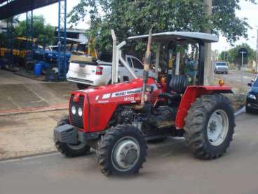 Trator massey ferguson 250 xe 4x4 2013