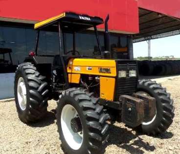 Trator valtra 785 4x4 ano 2009