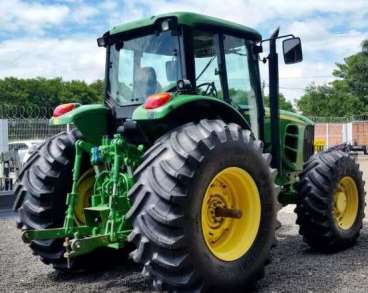 Trator john deere 6145 j 4x4 ano 2013
