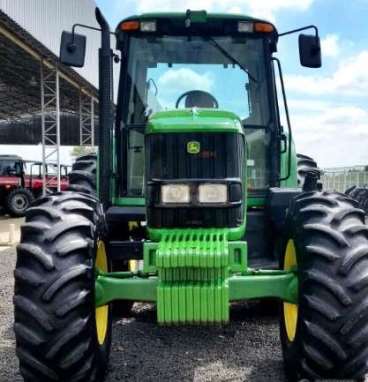 Trator john deere 6145 j 4x4 ano 2013