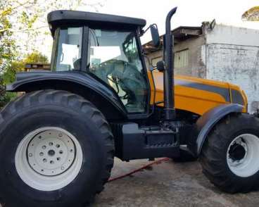 Valtra bh 210i