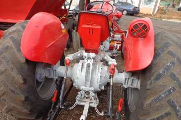 Trator massey ferguson 65 x 4x2 ano 70