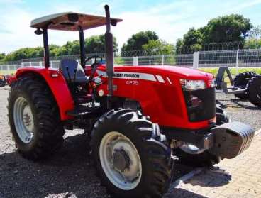 Trator massey ferguson 4275 semi novo ano 2015