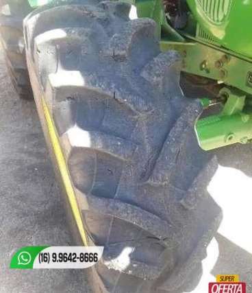 Trator john deere 6415 4x4 ano 07