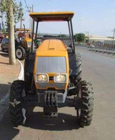 Trator valtra/valmet 75 4x4 ano 2005