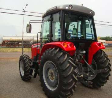 Trator massey ferguson 4275 4x4 ano 2011 cabinado