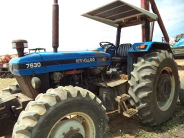 Trator new holland 7630 44 ano 2006