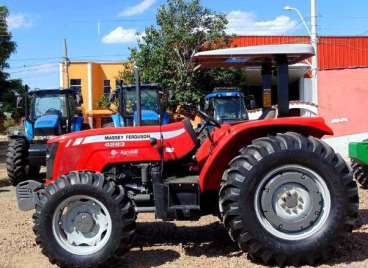 Trator massey ferguson 4283 4x4 ano 2014