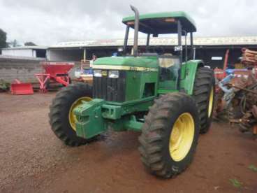 Trator john deere 6300 - ano 2000