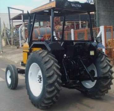 Trator valtra/valmet 685 4x2 ano 99