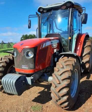 Trator massey ferguson 4292 ano 2011 cabine