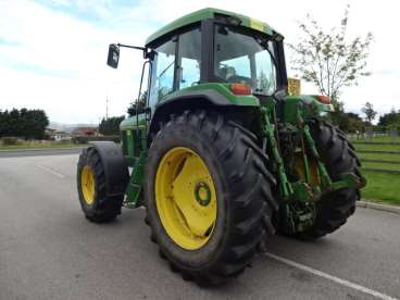 John deere 6800