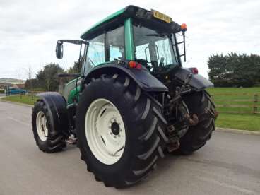 Valtra n121