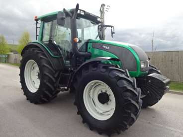 Valtra n121