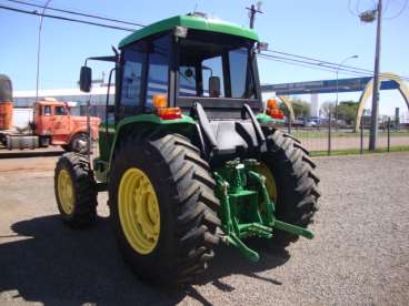 John deere - 5700 - 4x4 2002