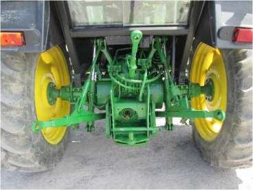 John deere 2140