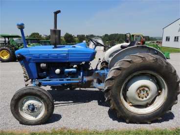 Tractor ford 3000