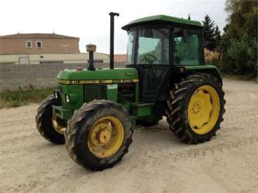 Tractor john deere 2040 s