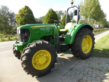 Tractor john deere 5055e - 4x4 - novo e sem uso