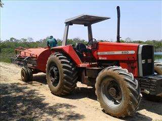 Trator - massey ferguson - mf 650