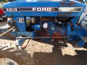 Trator ford 4610