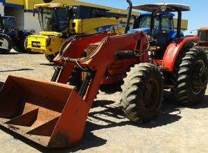 Trator mf 5 290 8x8 shuttle 2005