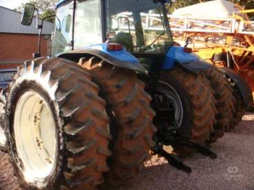 Trator new holland tm 165 ano 2002