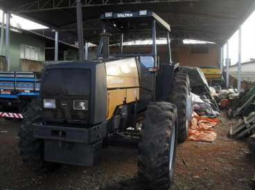 Trator valtra 985 - 00/00