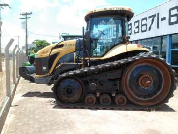 Tratores caterpillar mt 765b challenger 2006