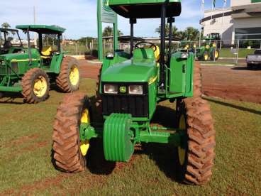 Tratores john deere 5605 4x4 2010