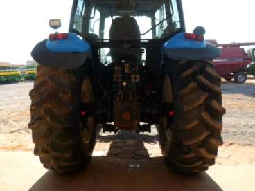 Tratores new holland tm 165 2002