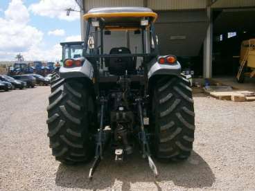 Tratores valtra bh 145 2008