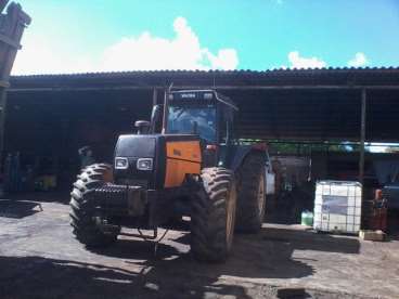 Tratores valtra bh 180 2006