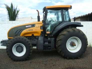 Tratores valtra bt 150 4x4 ano 2011